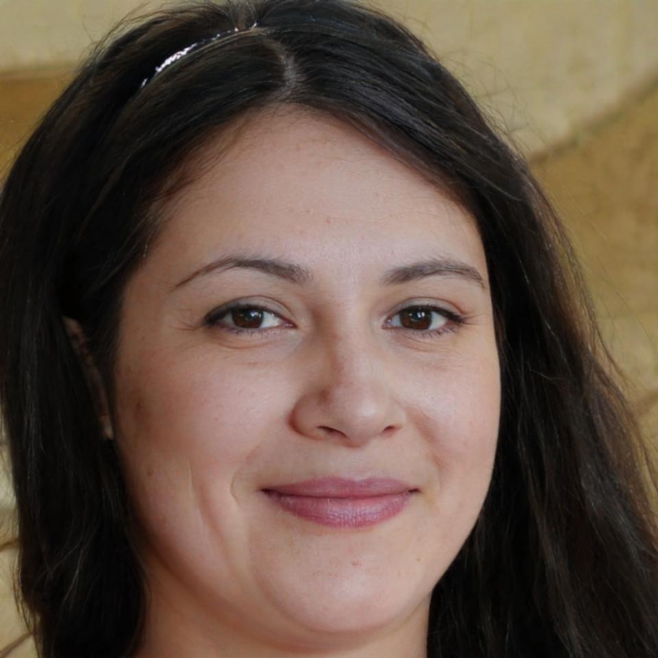 Elara Thorsen, Client Relations Manager